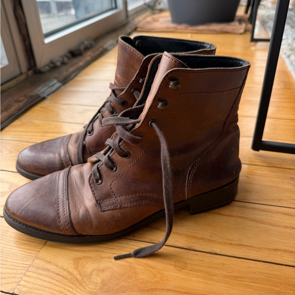 Thursday Boot Company Chestnut Lace-Up Women's Boots